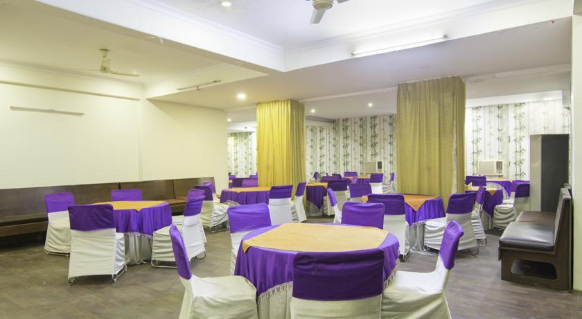 Treebo Palm Tree Palam Vihar Hotel คูร์เคาน์ ภายนอก รูปภาพ