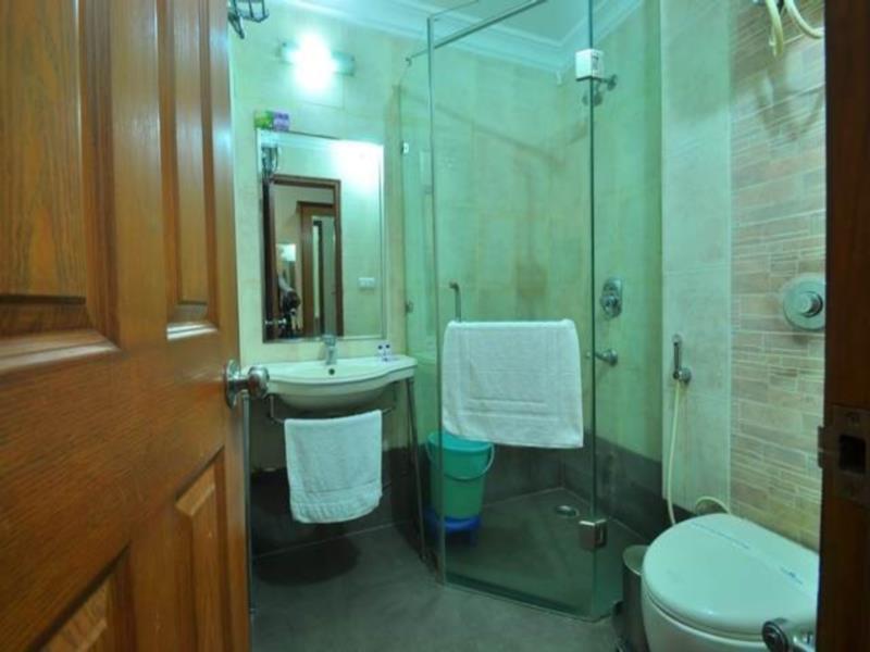 Treebo Palm Tree Palam Vihar Hotel คูร์เคาน์ ภายนอก รูปภาพ